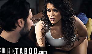 PURE TABOO – Victoria Voxxx Knows In any way Regarding Realize What This babe Wishes
